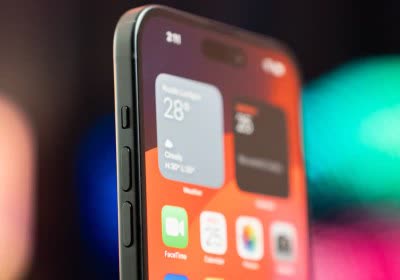 apple iphone pro ios mobile smartphone updates overheating bugs iphone 15 iphone 15 pro